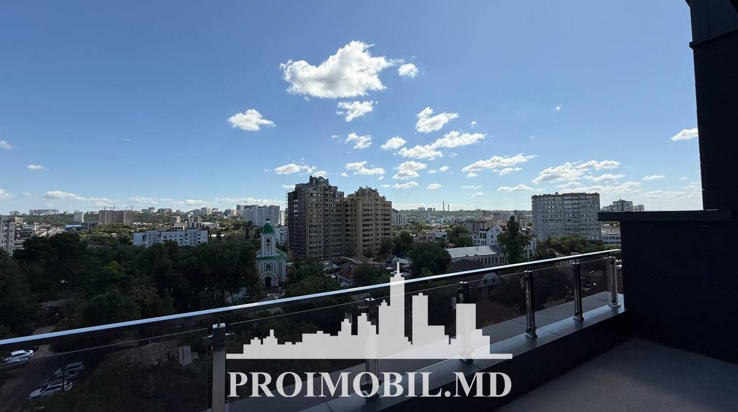 https://images.proimobil.md/hXZJkurO8PNytyn-phv0y8o1GP2SDaBKXGLMOnPdld0/watermark:0.75:so:0:30:0.39/resize:fill:1460:816:1/gravity:ce/bG9jYWw6Ly8vZXN0YXRlL2xyLzA0ODhlNDlkLThhNDMtNDU4NC1iNzIxLTdkYTAxM2QyMGY3MS5qcGVn