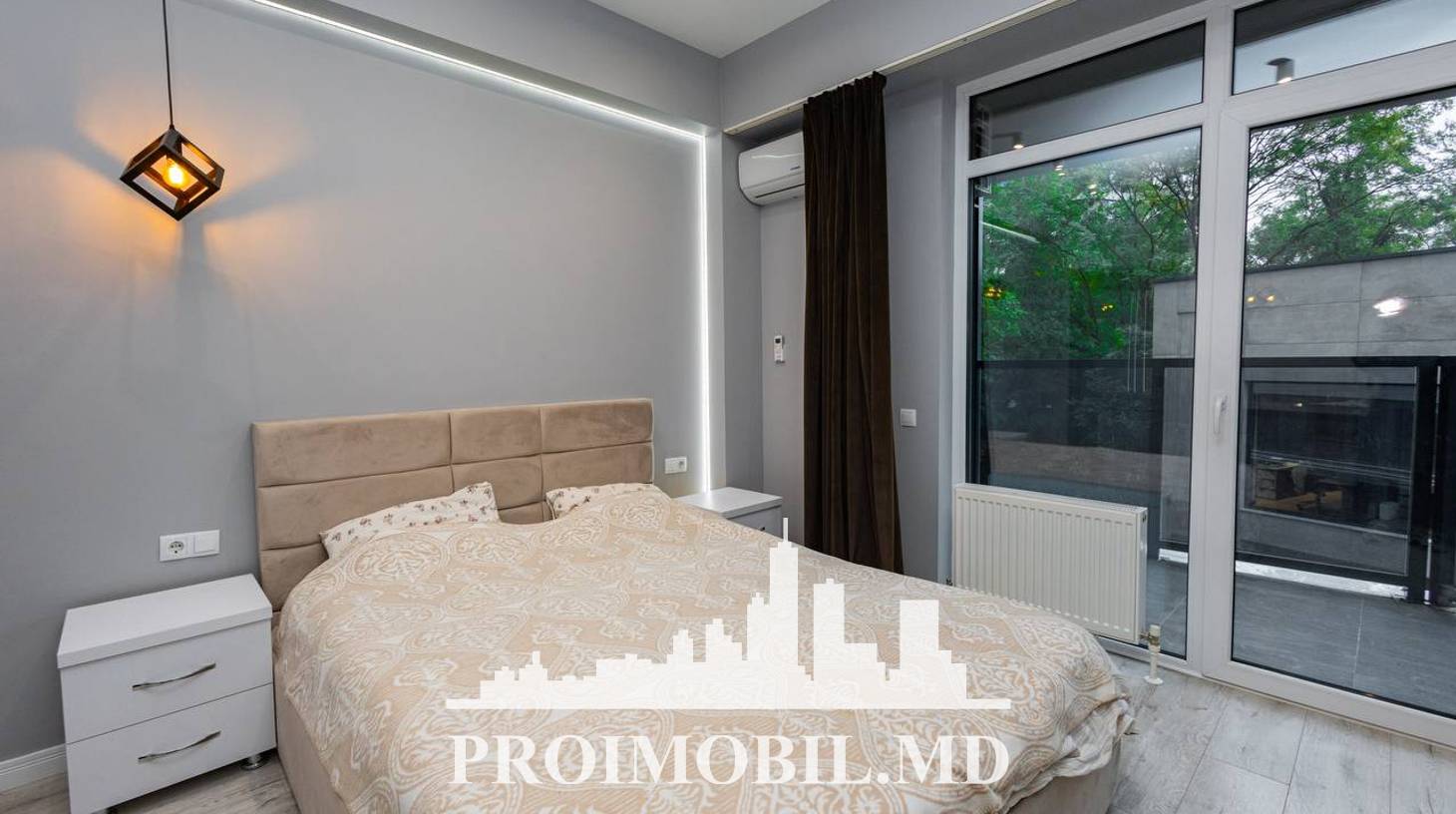 https://images.proimobil.md/hb3RcRzKxFTjUWDvdgYK3Vl-Ohlr85cMJuU12wQAWa8/watermark:0.75:so:0:30:0.39/resize:fill:1460:816:1/gravity:ce/bG9jYWw6Ly8vZXN0YXRlL2xyLzI2YzYzOWRlLThlMmEtNGFhZi05YWI3LTIzNWYwOGQ1NzQ3NS5qcGVn