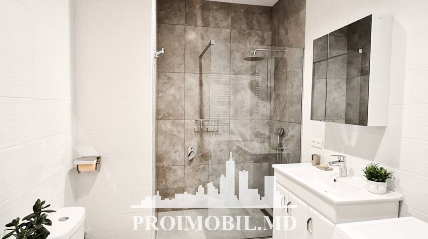 https://images.proimobil.md/hbZwDadVo91UIBK7PpMTRSIwE7FmyiteZg5TJrPRH30/watermark:0.75:so:0:30:0.39/resize:fill:1460:816:1/gravity:ce/bG9jYWw6Ly8vZXN0YXRlL2xyL2U5NGFmYWUyLWYzMjMtNGE0ZC04OTBkLWJhZTc5NTQ5Y2EzMC5qcGVn