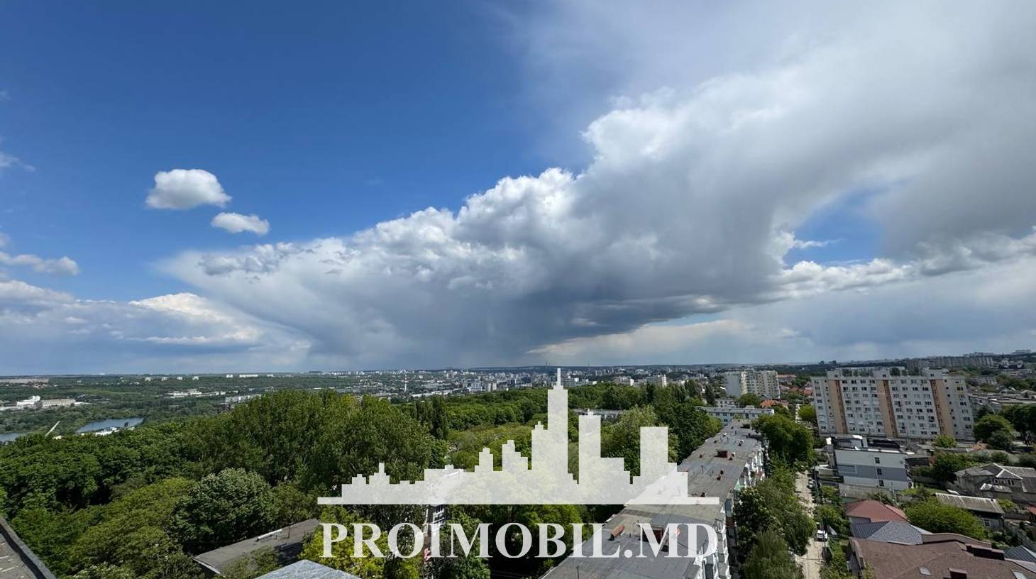 https://images.proimobil.md/hbhWoTN7-_FjpIO7Z-DChL0JbW7h7y5UCBlFM7nnnro/watermark:0.75:so:0:30:0.39/resize:fill:1460:816:1/gravity:ce/bG9jYWw6Ly8vZXN0YXRlL2xyL2UxZDQzZWZlLTZiNjUtNGNiMi1hMTg4LWJmMzFhNWZlNWE1Yi5qcGVn