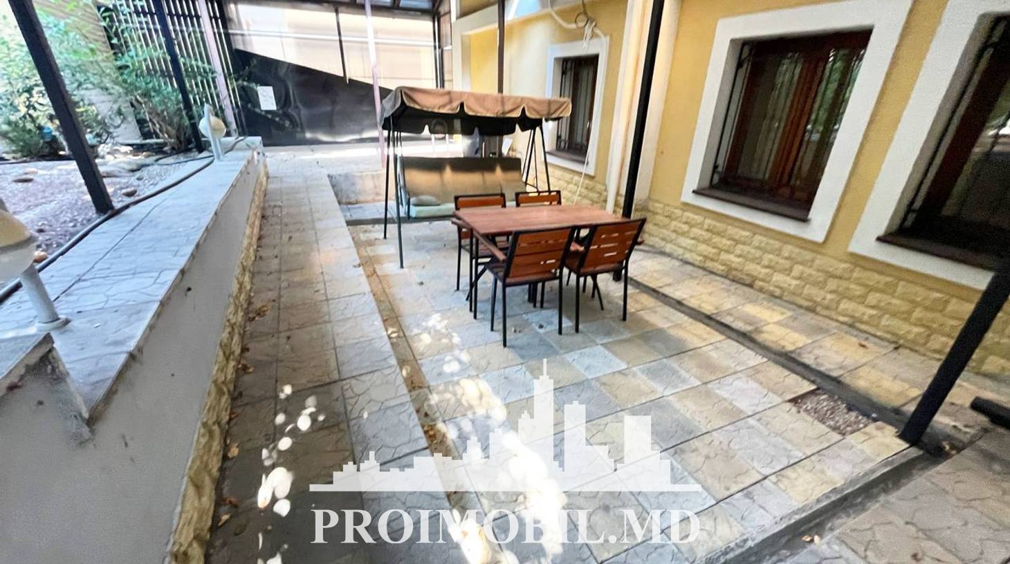 https://images.proimobil.md/hcDmd1WFcsh5bfq8A01Ha2wnJMrTh0NCMkOLMhjkFA8/watermark:0.75:so:0:30:0.39/resize:fill:1460:816:1/gravity:ce/bG9jYWw6Ly8vZXN0YXRlL2xyL2JlM2FiNTZlLTZiZWItNGYxMi1iZTQzLWUyMzY2OWFhZTA0YS5qcGVn