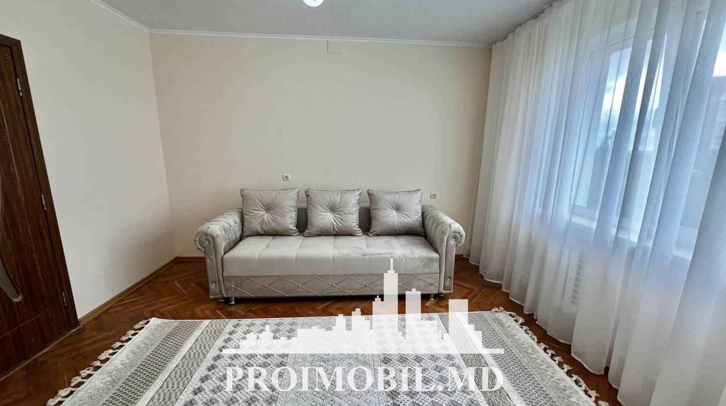 https://images.proimobil.md/hgK4nAXKLXwsuzhR-3m1OBYbcZ4RqRxYEooE9WnuQzc/watermark:0.75:so:0:30:0.39/resize:fill:1460:816:1/gravity:ce/bG9jYWw6Ly8vZXN0YXRlL2xyLzg2MDM4ZWExLTliNGQtNDZiOC05ZWI2LTQ5NDYwZDAyOGNjZC5qcGVn