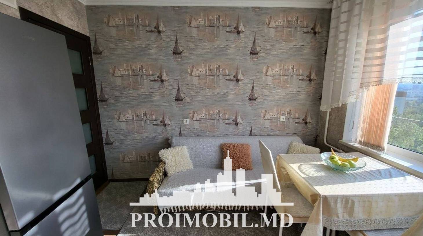 https://images.proimobil.md/hiAfEFAq5fIKkjnbda-UK7einAieF_xDZWZXdR1VaFA/watermark:0.75:so:0:30:0.39/resize:fill:1460:816:1/gravity:ce/bG9jYWw6Ly8vZXN0YXRlL2xyLzhiNDFiMDVkLTdjMDItNDYxOS1hYzk2LTk4YjQ1ZDkwZGRiNC5qcGVn