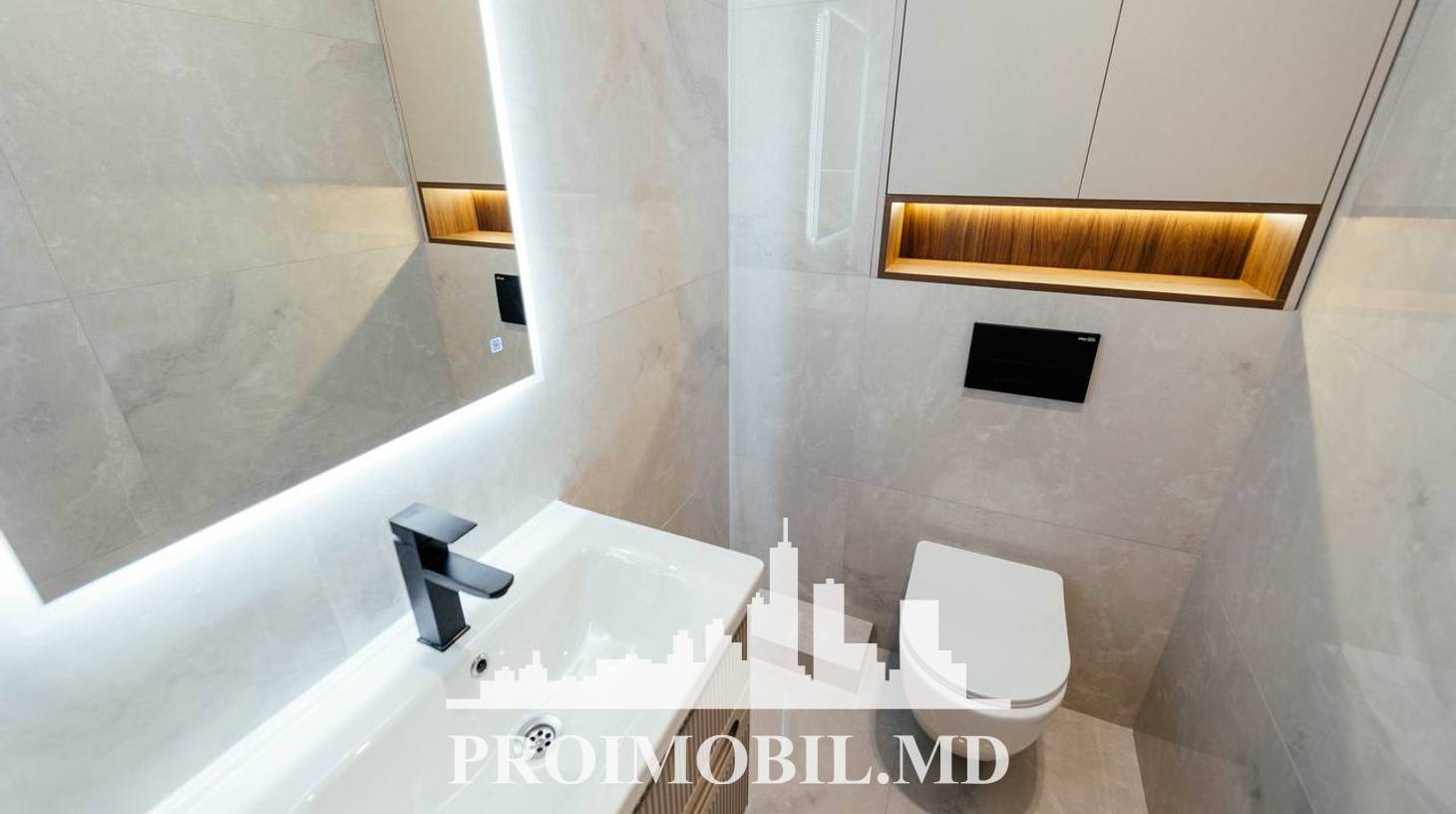 https://images.proimobil.md/hjGmboU8BXDesj097qCx5YVQqKk-9L7zOB7k0OaqQNs/watermark:0.75:so:0:30:0.39/resize:fill:1460:816:1/gravity:ce/bG9jYWw6Ly8vZXN0YXRlL2xyLzVmZDEyODUwLWVkNTgtNDBkNS05MTVlLTMxYzkzZjU1NThhYS5qcGVn