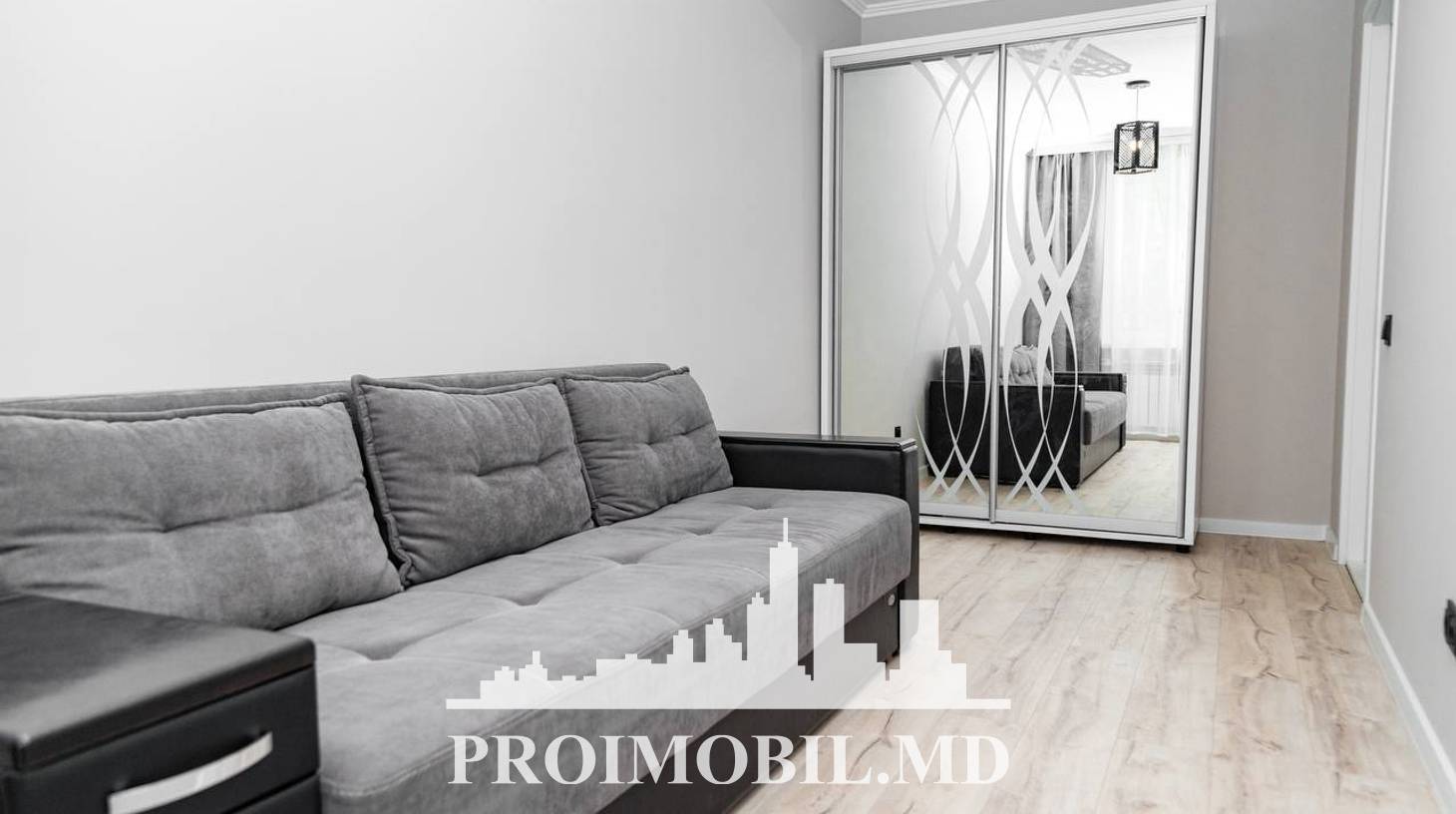 https://images.proimobil.md/hjdIh32TE79FK5J91qaZUo_iomWFnYX4xhF54lmVjgU/watermark:0.75:so:0:30:0.39/resize:fill:1460:816:1/gravity:ce/bG9jYWw6Ly8vZXN0YXRlL2xyLzRlYjliMmNhLWE5YjEtNDRhYi05MTAzLTUzNmJhNWNlYzk4MC5qcGVn