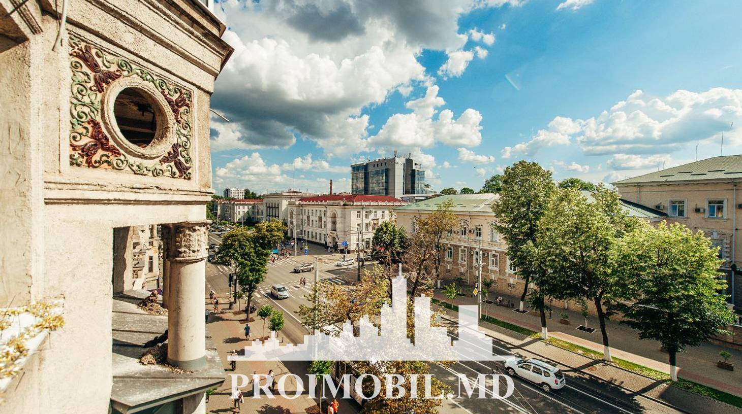 https://images.proimobil.md/hkb9P1lgpCGrFOZX0Km3G72YEPEBv86jrcM1N0SP-BM/watermark:0.75:so:0:30:0.39/resize:fill:1460:816:1/gravity:ce/bG9jYWw6Ly8vZXN0YXRlL2xyLzgwMTY4YTIzLTE4YWUtNGVjMy04NjBjLTU4NmFmM2UwYzMxMi5qcGVn
