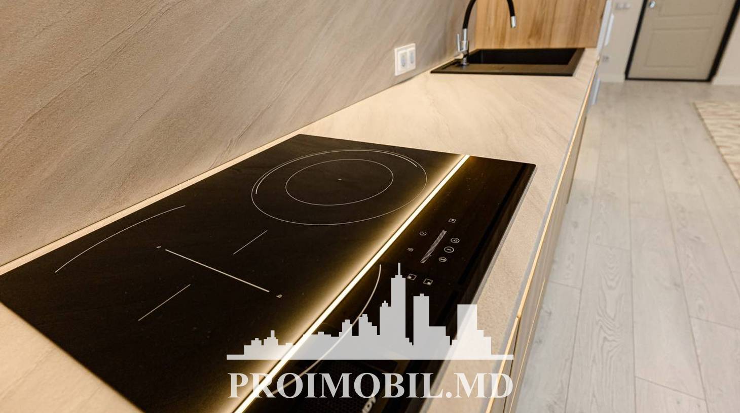https://images.proimobil.md/hsLgeUD3F_yZP2KBMbERF-lUfdhw-8SZYTt-7dSvqpU/watermark:0.75:so:0:30:0.39/resize:fill:1460:816:1/gravity:ce/bG9jYWw6Ly8vZXN0YXRlL2xyL2RkMWViZWFjLWQ0ODgtNDk2Zi04YTQ0LWE5YTk0YjFmZTU2OS5qcGVn
