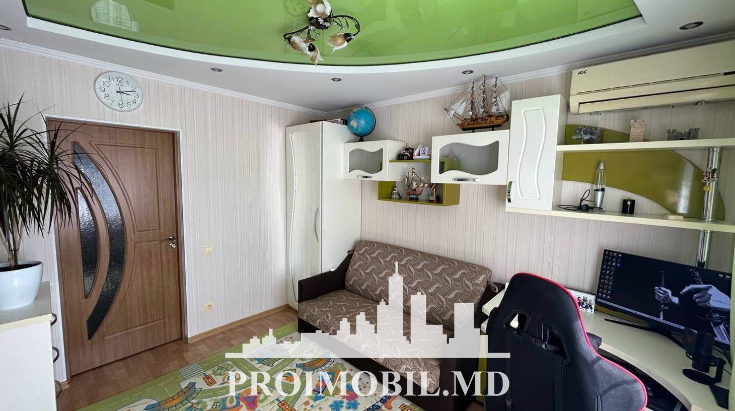 https://images.proimobil.md/hvxzPMV1FjvKKhEzPjQLUIvBd-I7MVOc-cJJRL9EAe8/watermark:0.75:so:0:30:0.39/resize:fill:1460:816:1/gravity:ce/bG9jYWw6Ly8vZXN0YXRlL2xyLzgxYjA0ZDMzLWRmOGQtNGY5Mi1iMmE0LThmYjY0NjM1MWNhMy5qcGVn