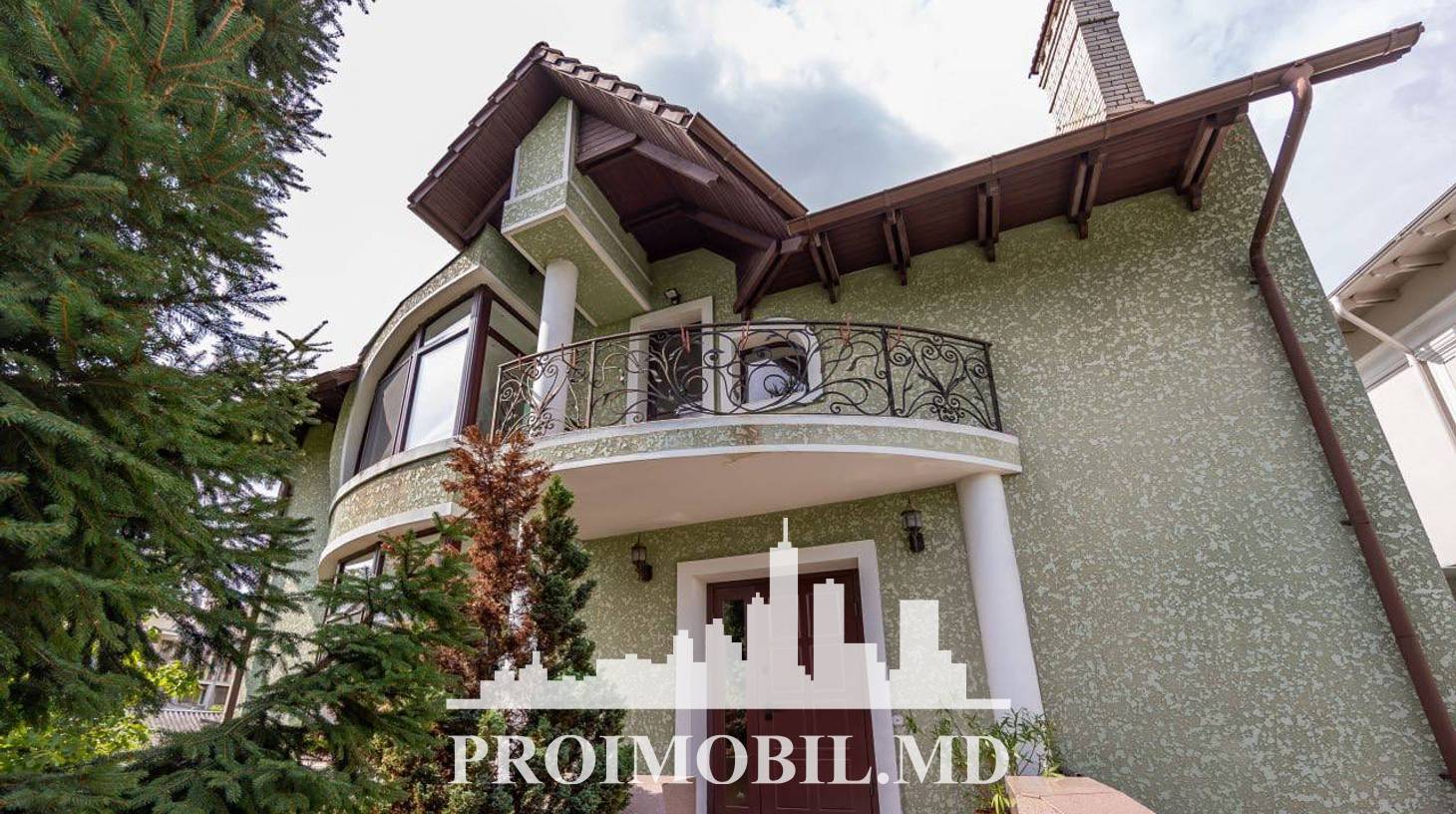 https://images.proimobil.md/hxcfhZmEcMvClAWn9Z6CU4Lr2UrQ8UFRS0urjupEAgs/watermark:0.75:so:0:30:0.39/resize:fill:1460:816:1/gravity:ce/bG9jYWw6Ly8vZXN0YXRlL2xyLzFjMWM5NGRiLWQ4NDYtNDdlNy1iMTllLTBjYjE4ZWFiZjE2Yi5qcGVn