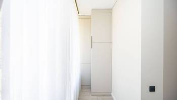 https://images.proimobil.md/i2Yc_bDEoFFOFlVp85SvbZJURh8_dtPO-9ecsETPleo/resize:fill:350:198:1/gravity:ce/bG9jYWw6Ly8vZXN0YXRlL2xyL2EwOWVhMjIxLTViNmYtNDRlNC1hZGE1LWU3Yjc3NmQxMjBjNy5qcGVn