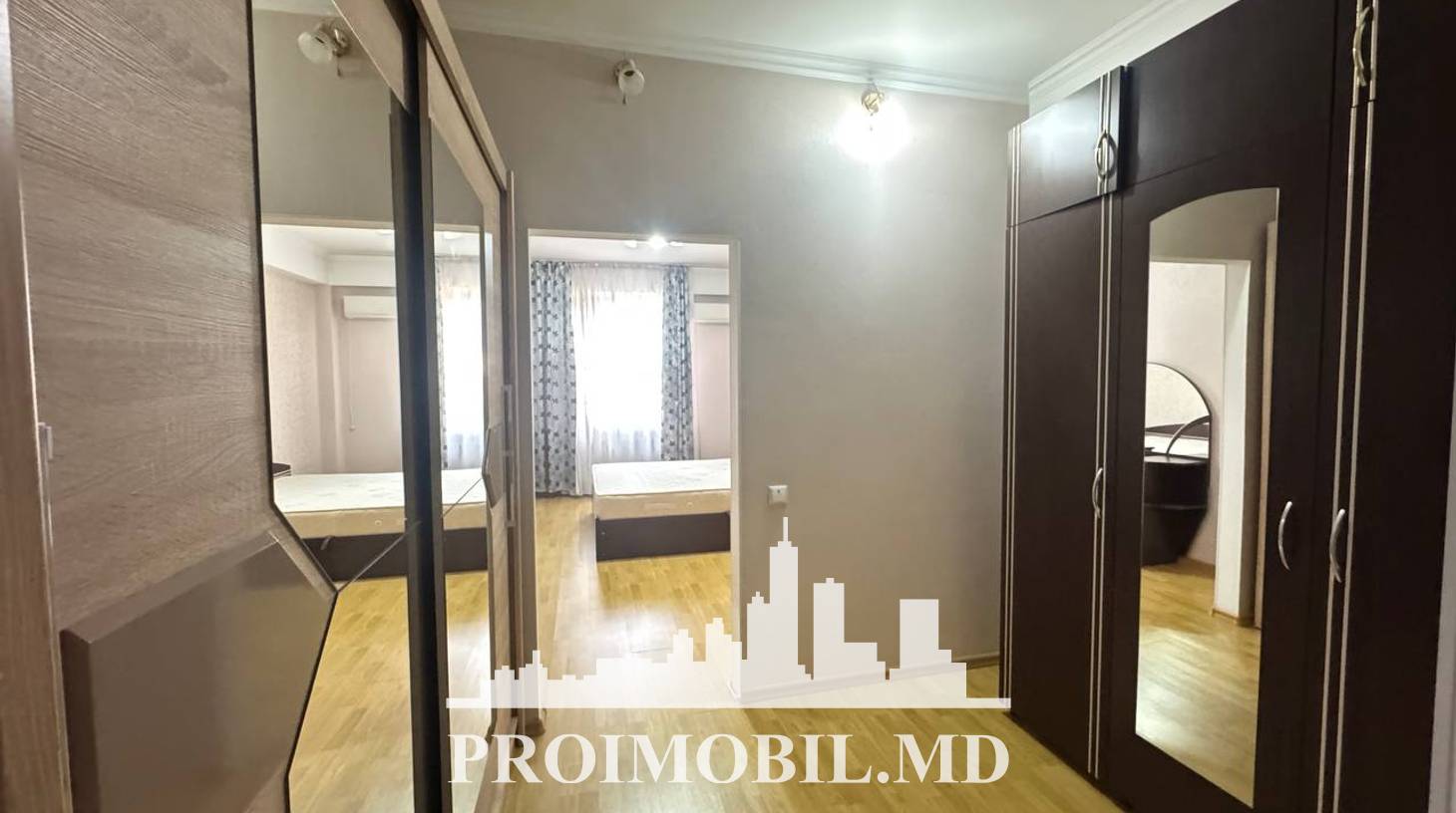 https://images.proimobil.md/i5yUlTbIH6iHRXVLb_M-llj4x_wTYXusjHg1W2JQmrs/watermark:0.75:so:0:30:0.39/resize:fill:1460:816:1/gravity:ce/bG9jYWw6Ly8vZXN0YXRlL2xyLzFjN2RjZGVkLWY0ZTYtNGRkZS1iM2M4LWUzOTZhZDVkYzg4YS5qcGVn