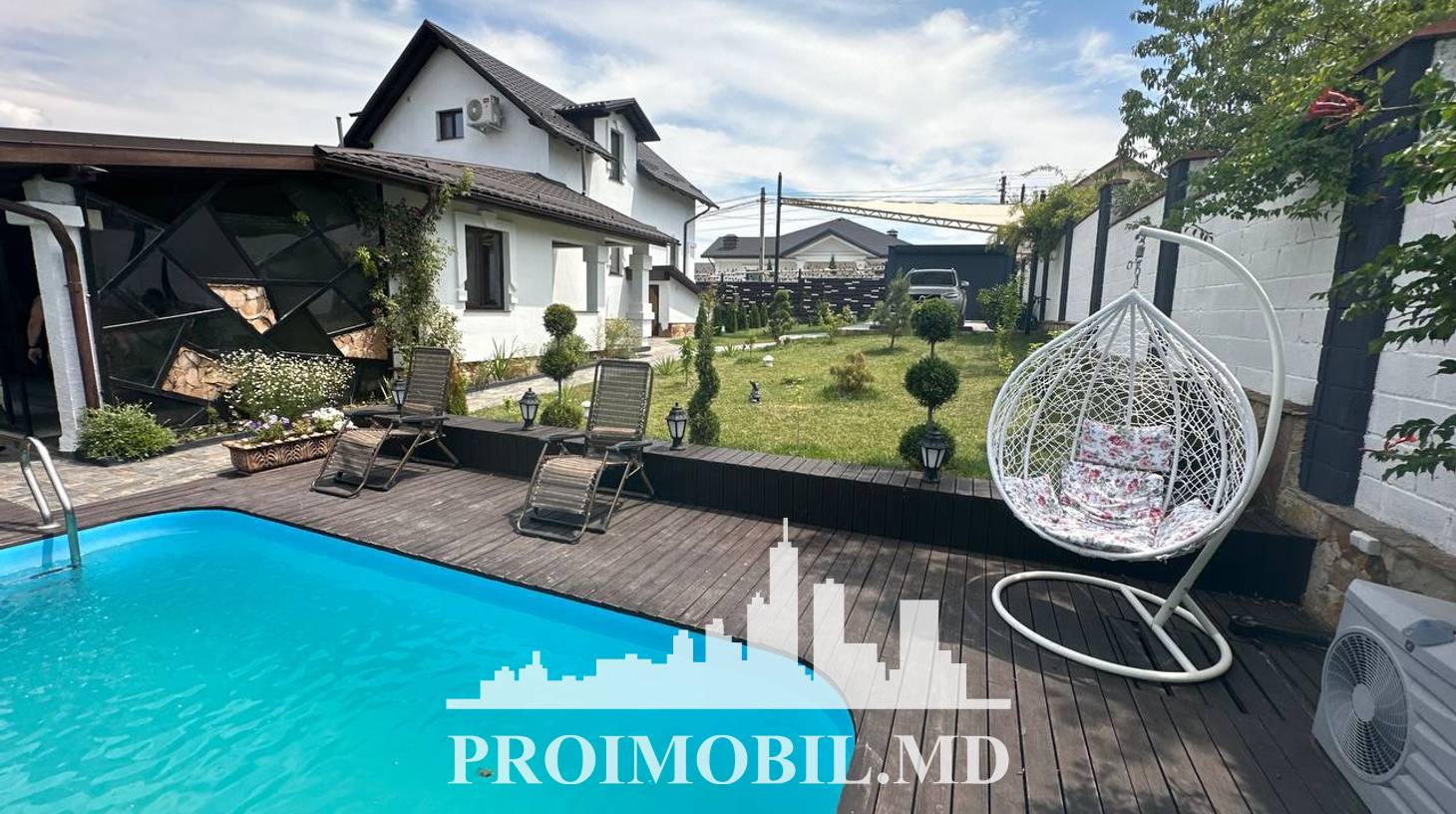 https://images.proimobil.md/i67yQe2Xkb--5s2sonX0Svx3tGtIDg6ICdJsYI6cr4c/watermark:0.75:so:0:30:0.39/resize:fill:1460:816:1/gravity:ce/bG9jYWw6Ly8vZXN0YXRlL2xyLzE1MzBlZjcyLThkN2MtNGU3OS05ZGRhLTZmYjZmNmVkYTY1YS5qcGVn