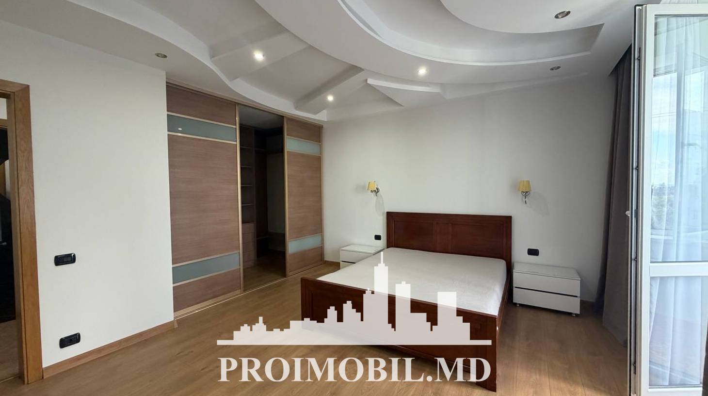 https://images.proimobil.md/i6gjYvp1G105gxKAjE9L0X2Oacoa7o95_64fwr3KN4c/watermark:0.75:so:0:30:0.39/resize:fill:1460:816:1/gravity:ce/bG9jYWw6Ly8vZXN0YXRlL2xyLzZjZTM5NjI4LWQ4ZTItNDdlNS04NDg5LTllNmJlNzJlMTNiNC5qcGVn