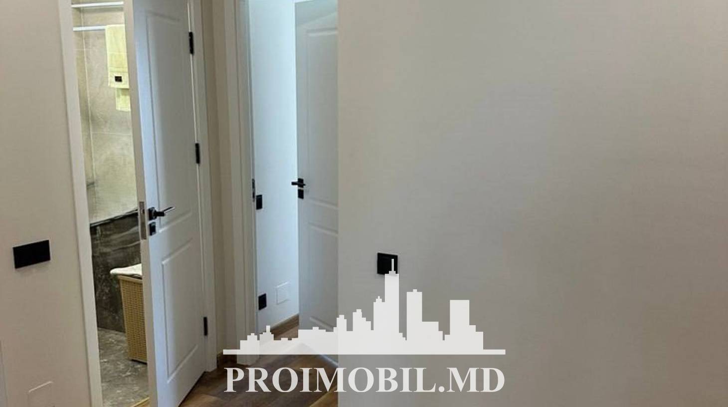 https://images.proimobil.md/i9JVD1fDDvQoBdZq1X3Bqoirpwlgto5WjKfahHcAVAk/watermark:0.75:so:0:30:0.39/resize:fill:1460:816:1/gravity:ce/bG9jYWw6Ly8vZXN0YXRlL2xyL2Y5YjRhNGZiLTBkOWYtNDU3Mi1hMjU2LTEwY2FlOTA2MWFkOC5qcGVn