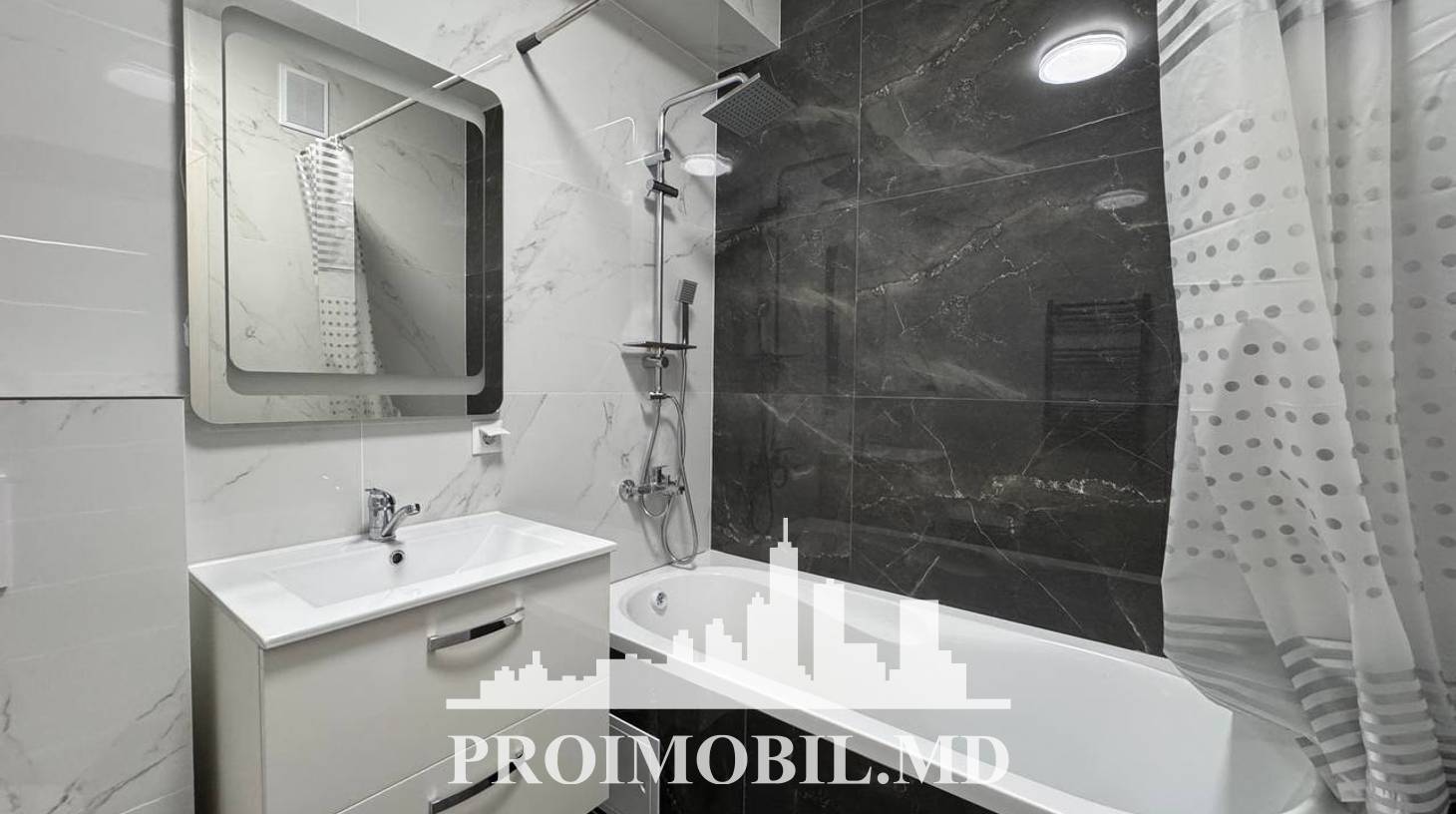 https://images.proimobil.md/i9W5KIjZdKRVkV4Jj9y-4rqK4uz58qGh9_npRvUrxz4/watermark:0.75:so:0:30:0.39/resize:fill:1460:816:1/gravity:ce/bG9jYWw6Ly8vZXN0YXRlL2xyLzk1YzFiNWM4LTQwMmQtNGM4OC1iZDA5LTY0YTI3YzYxZjQzYi5qcGVn