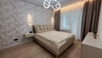https://images.proimobil.md/iEntYoqKpq__xvaPr1W1q5gimTGHtko8QVqZKXbfv-U/resize:fill:350:198:1/gravity:ce/bG9jYWw6Ly8vZXN0YXRlL2xyLzkwNTFhMjkyLTNhMzAtNDhlMS1hZTI3LTU5YzQ0MWMxOGJmNS5qcGVn