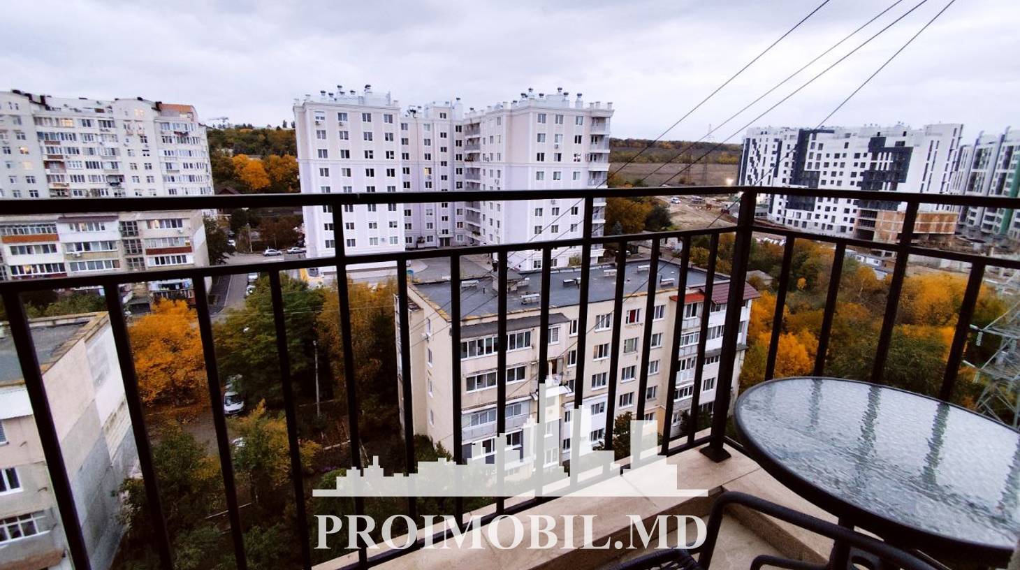 https://images.proimobil.md/iJ4BKgSkRijpK4bjd2kobWUgBrzfpvWGdlixWU_tQV0/watermark:0.75:so:0:30:0.39/resize:fill:1460:816:1/gravity:ce/bG9jYWw6Ly8vZXN0YXRlL2xyLzVhMzg0NTRjLTQyZTctNDM2YS1iM2E4LTcwMDk2ZGE1NDA0Zi5qcGVn