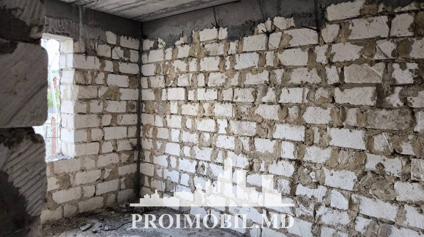 https://images.proimobil.md/iK-JOJF3m06sP8WU5AU9myGONT-kbS6F7VwB8QVmt6w/watermark:0.75:so:0:30:0.39/resize:fill:1460:816:1/gravity:ce/bG9jYWw6Ly8vZXN0YXRlL2xyL2U1N2UyNDFjLWQ4ZmUtNGU4MS05MjNmLWUwZmI0MWEzZWIxZi5qcGVn