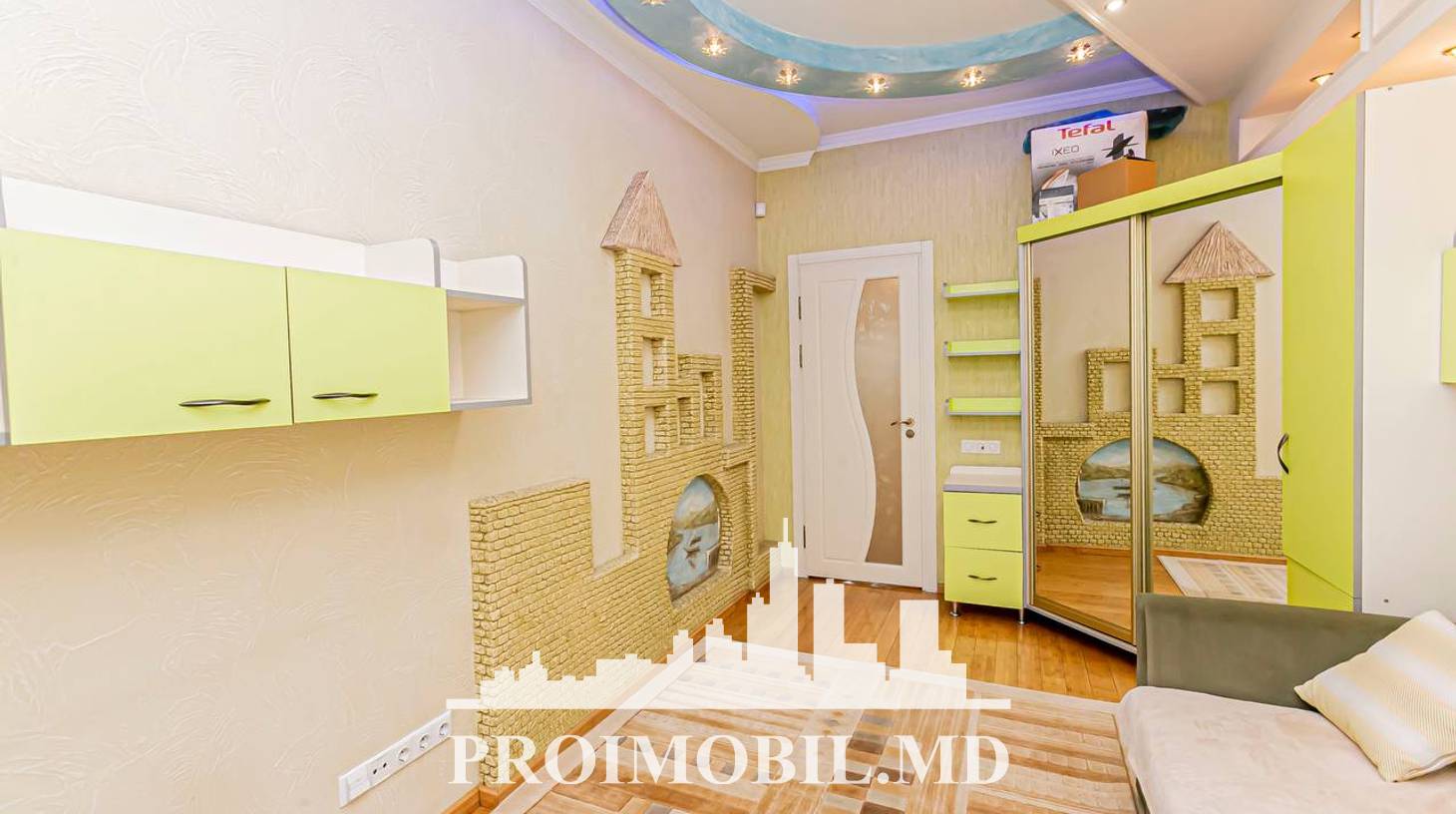 https://images.proimobil.md/iL-sL-K85UEgxrXCNvfxYIZhQipyqMdszJF_hOHDQvI/watermark:0.75:so:0:30:0.39/resize:fill:1460:816:1/gravity:ce/bG9jYWw6Ly8vZXN0YXRlL2xyLzU1NGVmMDllLWVhMjEtNGQ4NC1iMmY5LTc4ZmQ4NTYyMDFjZS5qcGVn