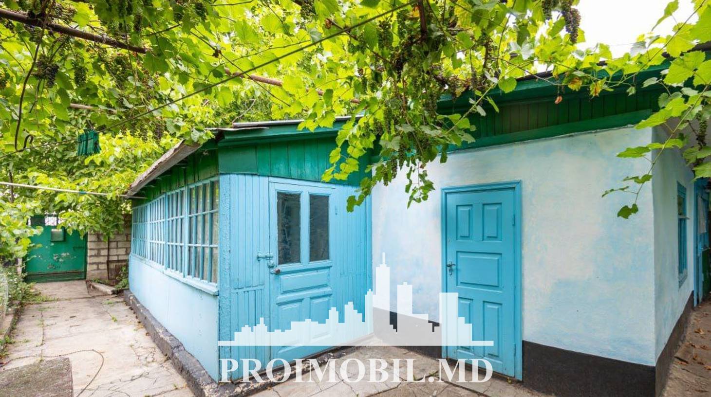 https://images.proimobil.md/iL182133zfKi1VYv54x2BoyIOaLbKCfb9KS9j2NLkjA/watermark:0.75:so:0:30:0.39/resize:fill:1460:816:1/gravity:ce/bG9jYWw6Ly8vZXN0YXRlL2xyLzNhYzU2ZmUzLWM2MWYtNGE3OC1iYjFiLTE4ZGM2OTQzOWU0NC5qcGVn
