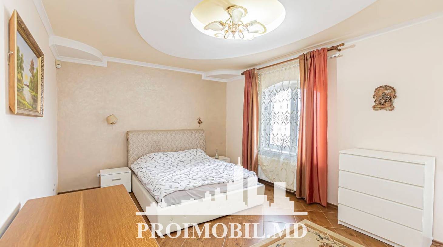 https://images.proimobil.md/iMlSc64lV1H7qjL8_L5QzK3zZxyhe6u1TGTzyor2SoI/watermark:0.75:so:0:30:0.39/resize:fill:1460:816:1/gravity:ce/bG9jYWw6Ly8vZXN0YXRlL2xyLzhjMDhjYTI1LWQxMmYtNDYzMy1iNjY2LTc3NDVlOGRmYjg3MS5qcGVn