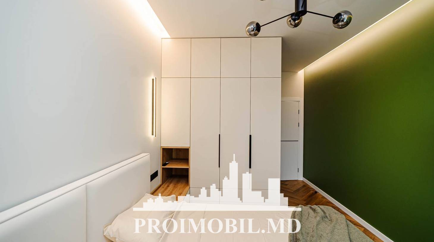 https://images.proimobil.md/iPlWJOQn9J7cVmojXvWIL00deF1EOeMwsGFw9hDW-X4/watermark:0.75:so:0:30:0.39/resize:fill:1460:816:1/gravity:ce/bG9jYWw6Ly8vZXN0YXRlL2xyL2EwM2NkNDY0LTEwNzMtNDQ0My05Yjg2LWMzNTQ2YTZjMTMwNi5qcGVn