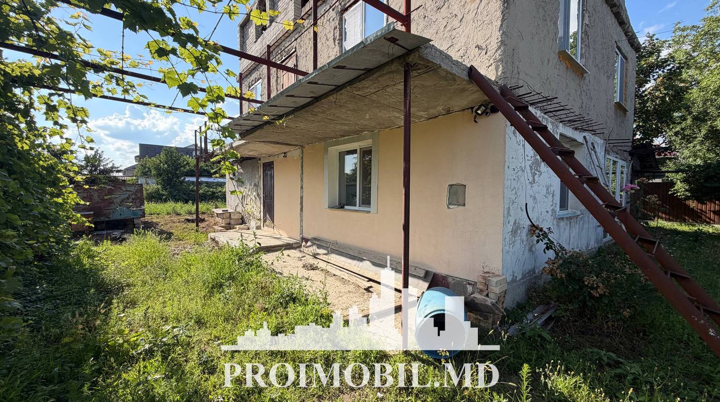 https://images.proimobil.md/iTkYvx5bIaiINul492o50RGtwML_bvF3MWvn-vOk-8Y/watermark:0.75:so:0:30:0.39/resize:fill:1460:816:1/gravity:ce/bG9jYWw6Ly8vZXN0YXRlL2xyL2E5N2Y3NjcwLWRlZDAtNDJkYi05NTc2LTdhMjllYWVjZDMwNC5qcGVn