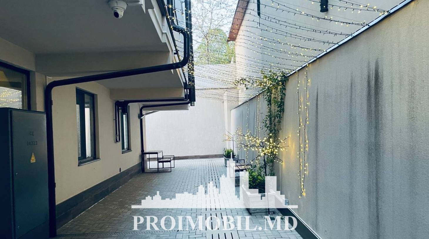 https://images.proimobil.md/i_lXtPsHNGbqrglkJ53trCa0YDfVFvm84QBqXAfWTi8/watermark:0.75:so:0:30:0.39/resize:fill:1460:816:1/gravity:ce/bG9jYWw6Ly8vZXN0YXRlL2xyL2I2MTQ3NTZiLWEzNGUtNGViZC1hZDcxLWEwNzA2ZmNiZjk0Yi5qcGVn