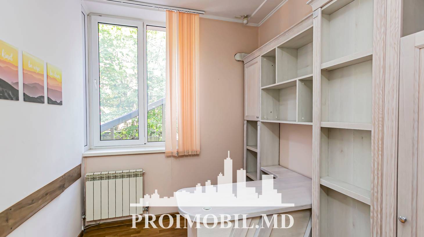 https://images.proimobil.md/icGtvepfmDzGHocU5L-ZEECHmR2ZDy6sZ4wPZ6LPE0c/watermark:0.75:so:0:30:0.39/resize:fill:1460:816:1/gravity:ce/bG9jYWw6Ly8vZXN0YXRlL2xyLzRmNjllYzlhLWU2YWYtNDA4Yi1hNTNkLTU4Mzg4OTU2NTEwYS5qcGVn