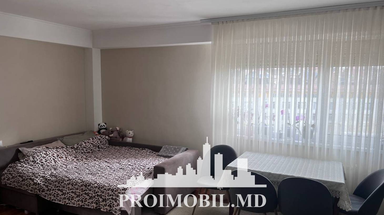 https://images.proimobil.md/ig6ENa4vdRpHDTSUGrZi6cVGCAE813aNywDKiE-cJyU/watermark:0.75:so:0:30:0.39/resize:fill:1460:816:1/gravity:ce/bG9jYWw6Ly8vZXN0YXRlL2xyLzRjZjYxYTQ1LWJiNWMtNDNhYS1hYzIyLTQ4OWVhYjg3NTViZS5qcGVn