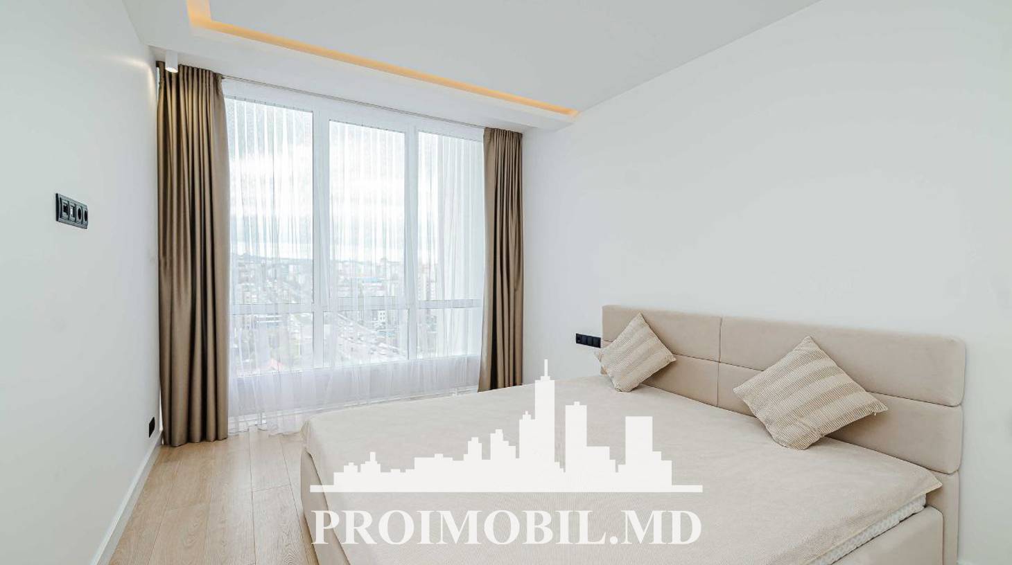 https://images.proimobil.md/ihn7ow7uNPrqu9C0Xq3irLVp3N3Akg52mvJIJGJM9QI/watermark:0.75:so:0:30:0.39/resize:fill:1460:816:1/gravity:ce/bG9jYWw6Ly8vZXN0YXRlL2xyLzI4ZGYzMjUyLTYxZDMtNDAzMS1iMGE5LWQ5MzI3YzJjZGE5Ny5qcGVn