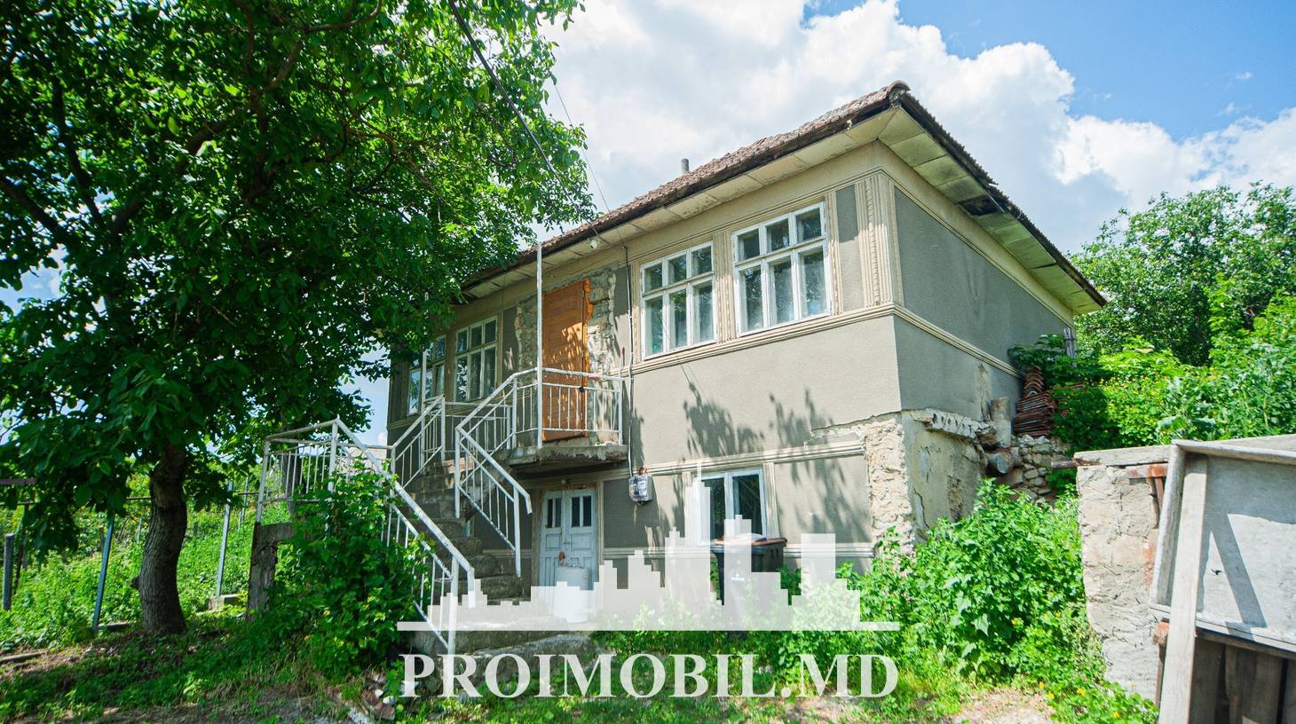 https://images.proimobil.md/ilVbvY-Rnym1L_TNTV_lpi71tWI4pxM9giPngSSWlU8/watermark:0.75:so:0:30:0.39/resize:fill:1460:816:1/gravity:ce/bG9jYWw6Ly8vZXN0YXRlL2xyLzQxNzk3NjUzLTRmYTEtNGUzNS05ZmMzLTE3NmY4ZWIzNmUxMi5qcGVn