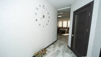 https://images.proimobil.md/iqRUCXoBsjtQJLY1oMCy2kb5iv3_0BqDPaS14hCEmAg/resize:fill:350:198:1/gravity:ce/bG9jYWw6Ly8vZXN0YXRlL2xyL2Y2NjA1ZmNhLTllYTMtNDNmZC04ODI4LTczNDRmMTMyZGE2YS5qcGVn