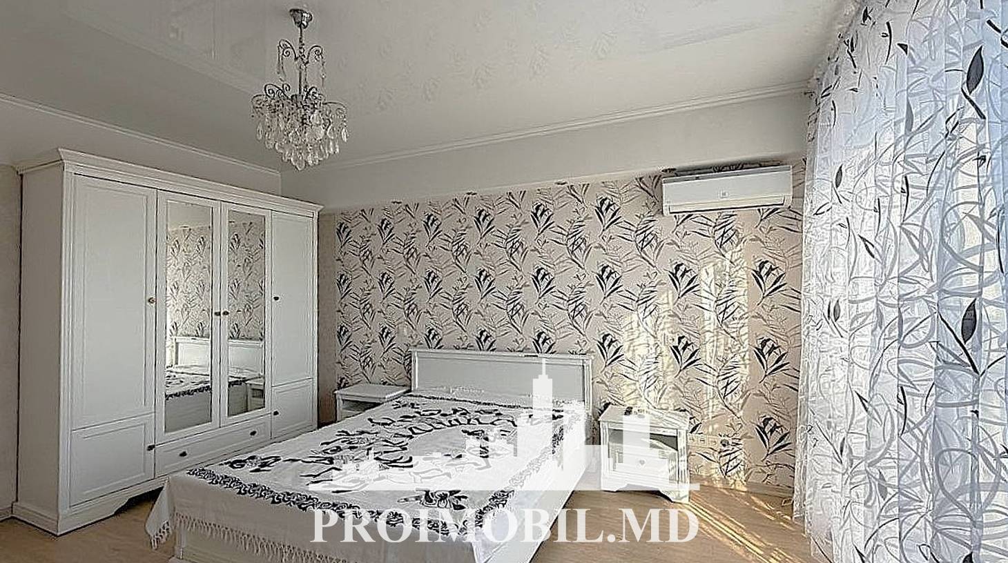 https://images.proimobil.md/iqcMeFnILRz1_T9ew2Bp07_zMtddublNZtLGshQ_H4g/watermark:0.75:so:0:30:0.39/resize:fill:1460:816:1/gravity:ce/bG9jYWw6Ly8vZXN0YXRlL2xyLzM1NTViZTJkLTE2ZGQtNDk0Mi1hOGY2LTg0YzRmNGYxMDBjYi5qcGVn