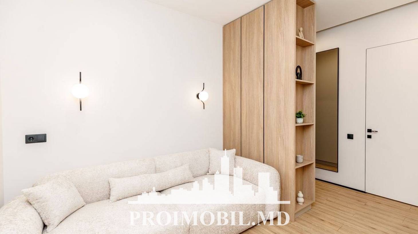 https://images.proimobil.md/iteKPuzr0AsJj47m_ThAIEdidrGIidlRQL0Yx7I00O8/watermark:0.75:so:0:30:0.39/resize:fill:1460:816:1/gravity:ce/bG9jYWw6Ly8vZXN0YXRlL2xyLzc0MmE0MDAwLWYwN2UtNGZkMS05MDA4LTIxOWYxNDZhNzM2NS5qcGVn