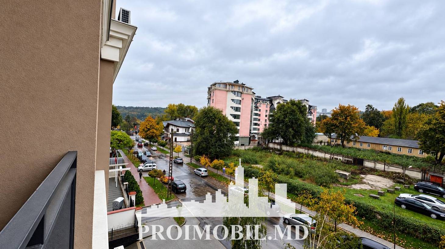 https://images.proimobil.md/j1hAU-ghNm-20PEnXqLaR_qqYzkz-1XIcBRqXuLm9ZA/watermark:0.75:so:0:30:0.39/resize:fill:1460:816:1/gravity:ce/bG9jYWw6Ly8vZXN0YXRlL2xyL2VhNWQ2ODQ3LWE0YzctNDgzNi1hZGExLTkyMWYyOThlNDIzMC5qcGVn