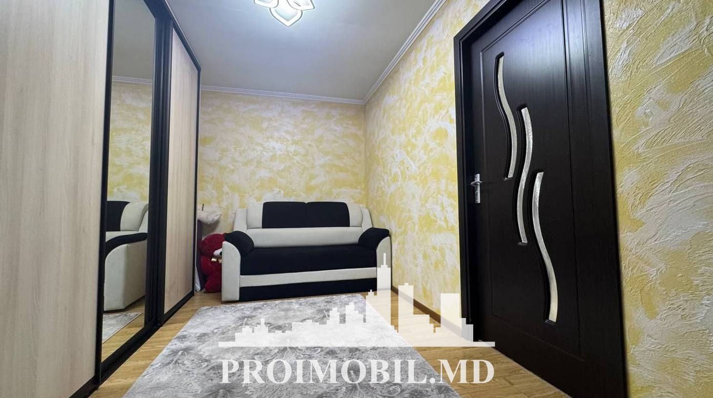 https://images.proimobil.md/j4wc3-GjQqRL1Dqip7M0_Nzpja9vThDBFL0A3XRhBpk/watermark:0.75:so:0:30:0.39/resize:fill:1460:816:1/gravity:ce/bG9jYWw6Ly8vZXN0YXRlL2xyL2M5NGJiYTUxLWVkZDMtNDIzOS1iZWVmLTZlOTNiY2MyMGZlNy5qcGVn