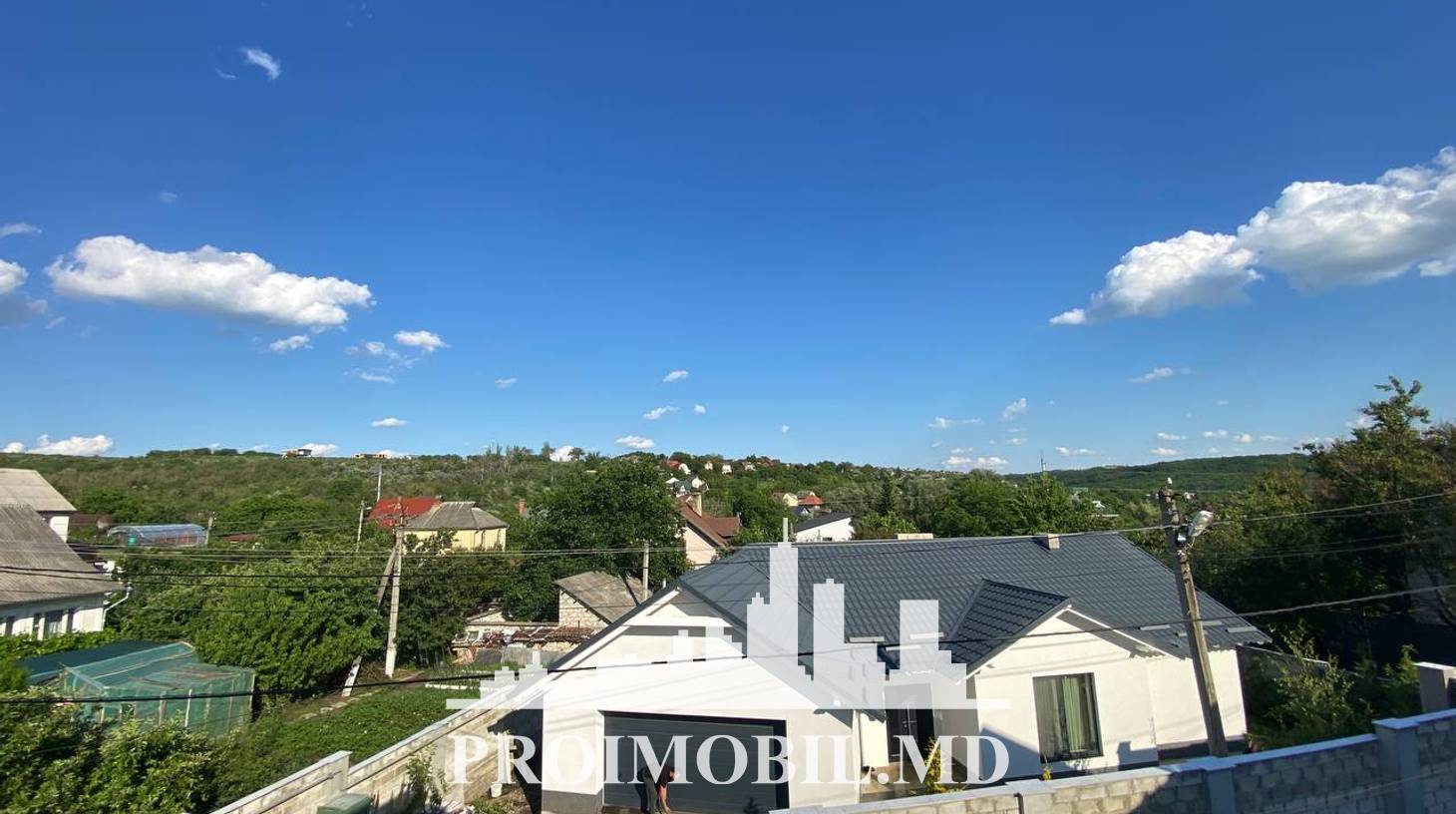 https://images.proimobil.md/j6JI_yEQYPiw5g6AbmdetN5MxCsMAj18iQ5DZ8vi8ss/watermark:0.75:so:0:30:0.39/resize:fill:1460:816:1/gravity:ce/bG9jYWw6Ly8vZXN0YXRlL2xyLzQ2Y2M3YWNhLTNhZjUtNGZjYS1hMTAzLWQ5Nzc1NWMwN2QxMi5qcGVn
