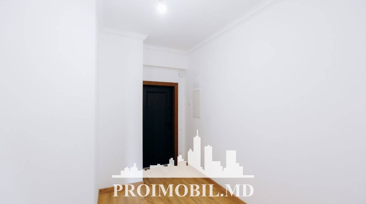 https://images.proimobil.md/j78g_kpoR3CgSk0xM6tFFtfVQ5PgLqXJ_3hKcKX8usY/watermark:0.75:so:0:30:0.39/resize:fill:1460:816:1/gravity:ce/bG9jYWw6Ly8vZXN0YXRlL2xyLzZkZmVmZDUxLWU3NjUtNDMyOC1hNjlkLTAyOGYzZjQyNGRlZC5qcGVn