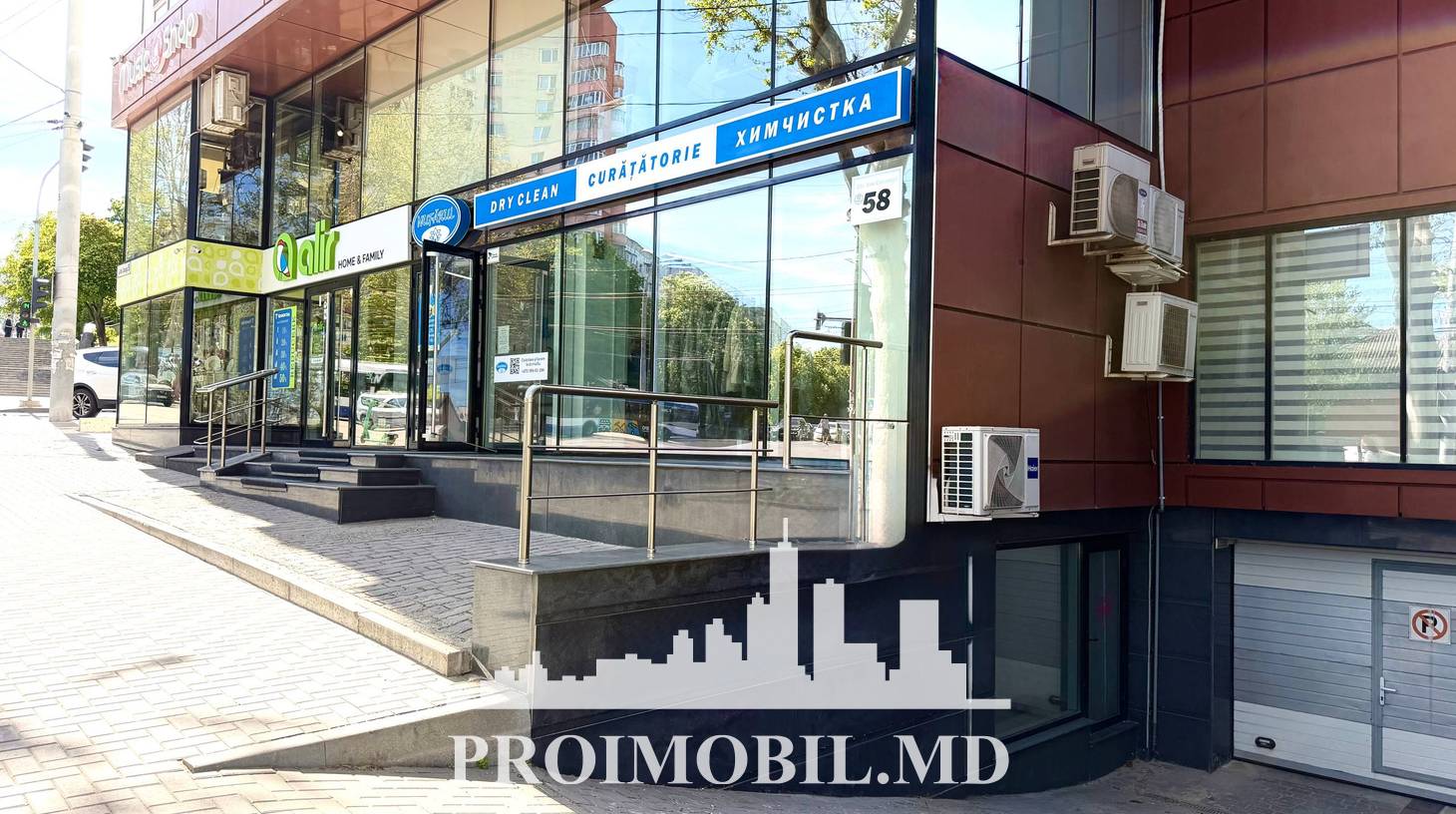 https://images.proimobil.md/j8u_CT-SW-VS4JKX5ybWAIsq5X3xytJ0Celkt2pMUes/watermark:0.75:so:0:30:0.39/resize:fill:1460:816:1/gravity:ce/bG9jYWw6Ly8vZXN0YXRlL2xyL2E2YmI1MzYyLTU3MGQtNDNhZS04ZGQ1LTNjMDk4MDNiYmUwYS5qcGVn