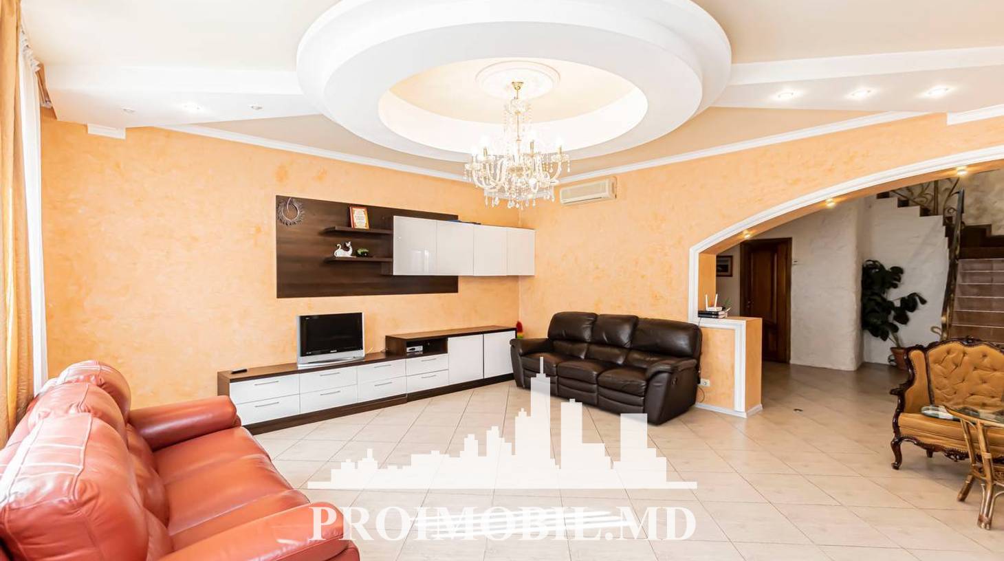 https://images.proimobil.md/jAmFNrDjVFbt35Qg-P7cMXx5rtL7xmyHGsjC7go-BuA/watermark:0.75:so:0:30:0.39/resize:fill:1460:816:1/gravity:ce/bG9jYWw6Ly8vZXN0YXRlL2xyL2RlMmY3NGNiLTgwY2ItNDlmOC05YzJkLWZlNWFlMDEwZThjYS5qcGVn