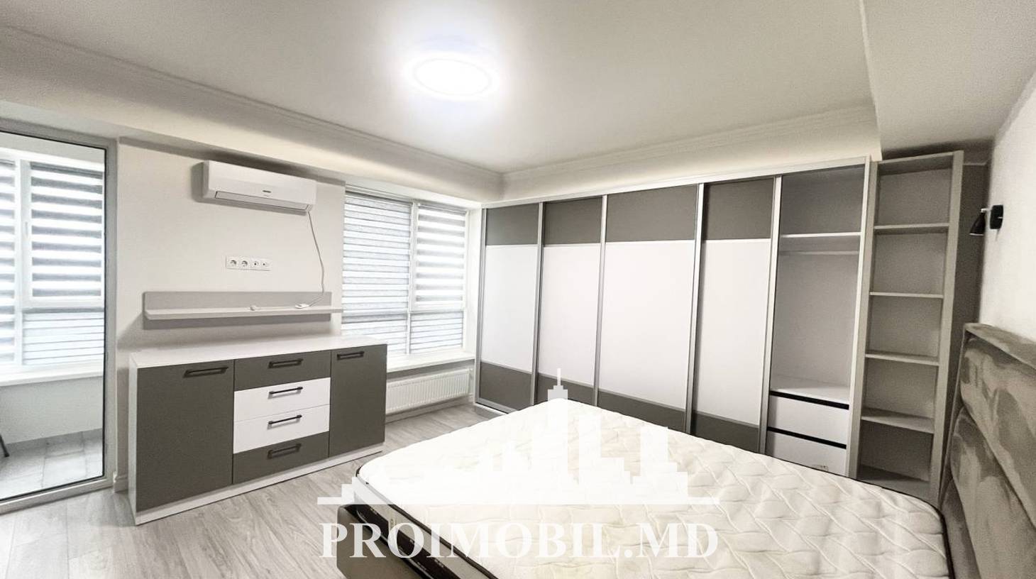 https://images.proimobil.md/jCD6WVlYfA-Lx1kiUVVpO179gHp-pUprmJDiXiH9h1E/watermark:0.75:so:0:30:0.39/resize:fill:1460:816:1/gravity:ce/bG9jYWw6Ly8vZXN0YXRlL2xyLzViZmI3YTA3LTdjMTUtNGFjNS1iNDA5LWFmZjcyNDkwNTUwNS5qcGVn