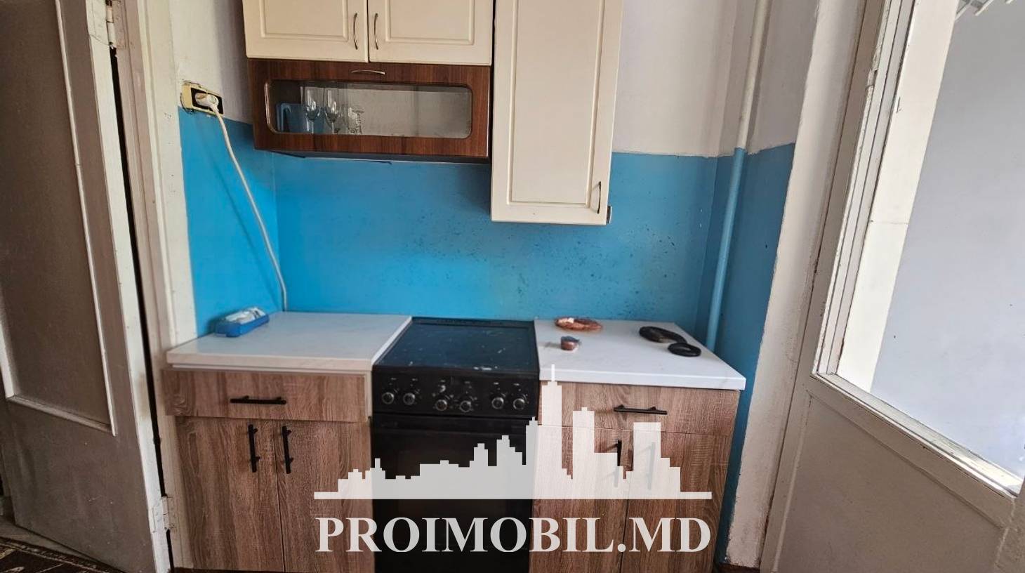 https://images.proimobil.md/jCLpMvwwGJV2qu-UyVXM82EF_mFKdJXzrxCnobBv4-A/watermark:0.75:so:0:30:0.39/resize:fill:1460:816:1/gravity:ce/bG9jYWw6Ly8vZXN0YXRlL2xyLzIyZTJjMmYwLTQ5MzAtNDAyZC1hMzk5LThlMjYxNjNkYzQ5Yi5qcGVn