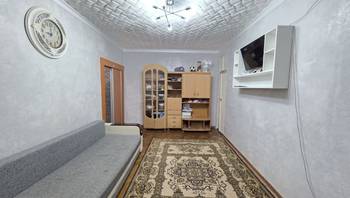 https://images.proimobil.md/jKUcYyooLfdIIggTyJLzTxhdsF-F43kw_i67dxkVuAM/resize:fill:350:198:1/gravity:ce/bG9jYWw6Ly8vZXN0YXRlL2xyL2MwZjY5MTgwLTVmOTgtNGYxOS04M2E1LTk1ZThjYzAxOTNkOS5qcGVn