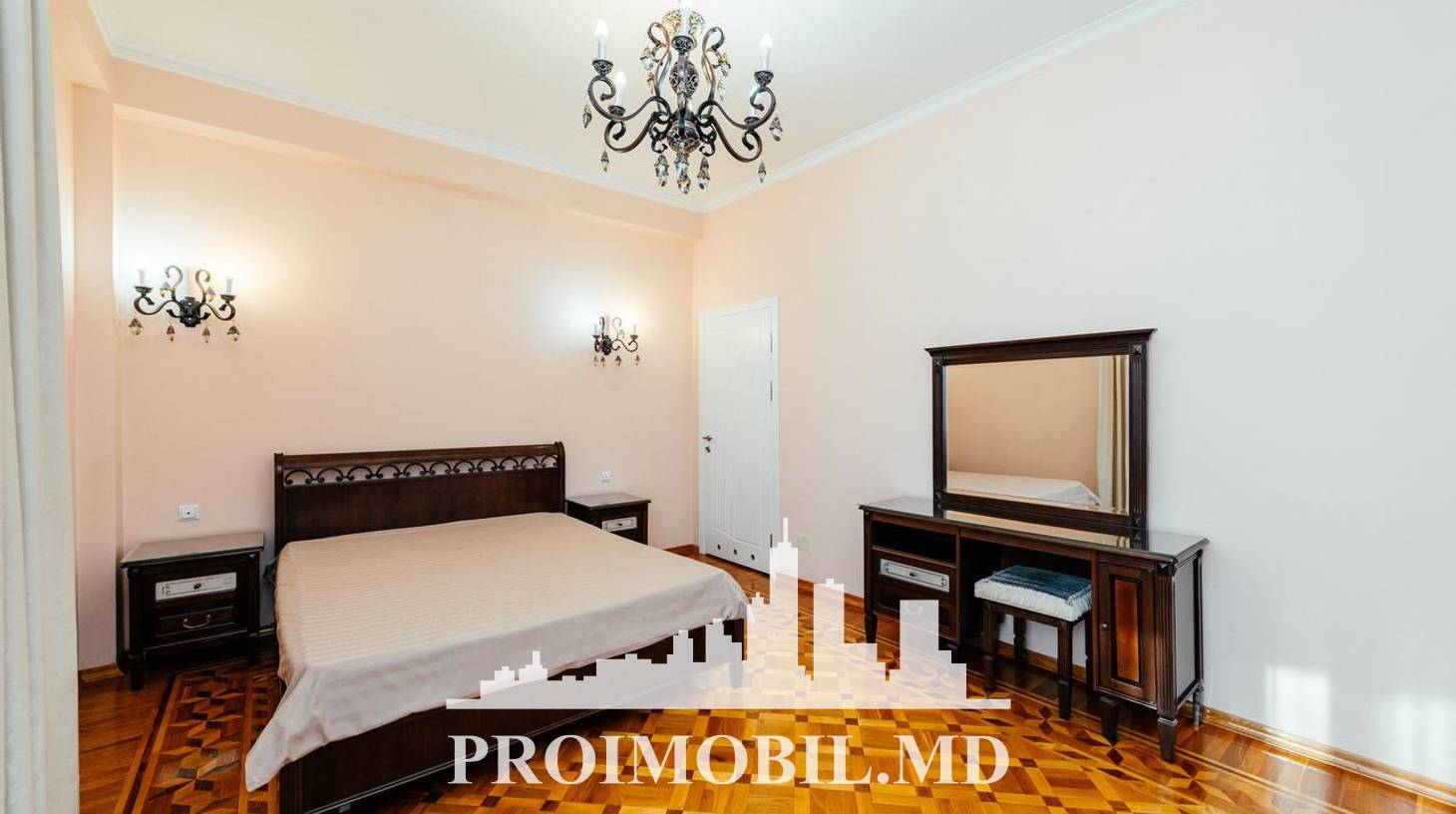 https://images.proimobil.md/jLHOH4shGnF6Tg0T_XsMmnH6Fy6AGfirfl16MdZWV_Y/watermark:0.75:so:0:30:0.39/resize:fill:1460:816:1/gravity:ce/bG9jYWw6Ly8vZXN0YXRlL2xyLzI4NDZkNThkLTRmNDYtNDVhZS1iODMyLWU5NDE1YmQ3YzZiMy5qcGVn