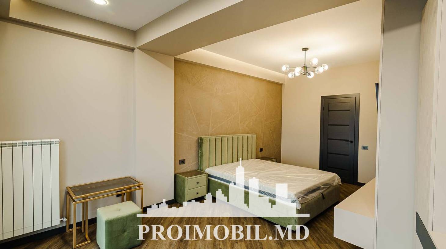 https://images.proimobil.md/jQtH571LkI1RwlIdA7nHzh6cpbrsNQQvUDHXP7vDRwc/watermark:0.75:so:0:30:0.39/resize:fill:1460:816:1/gravity:ce/bG9jYWw6Ly8vZXN0YXRlL2xyLzA0MTc0ODg1LTBlM2YtNDNjYy04NTllLTYzMDc3NTE4YjU5My5qcGVn