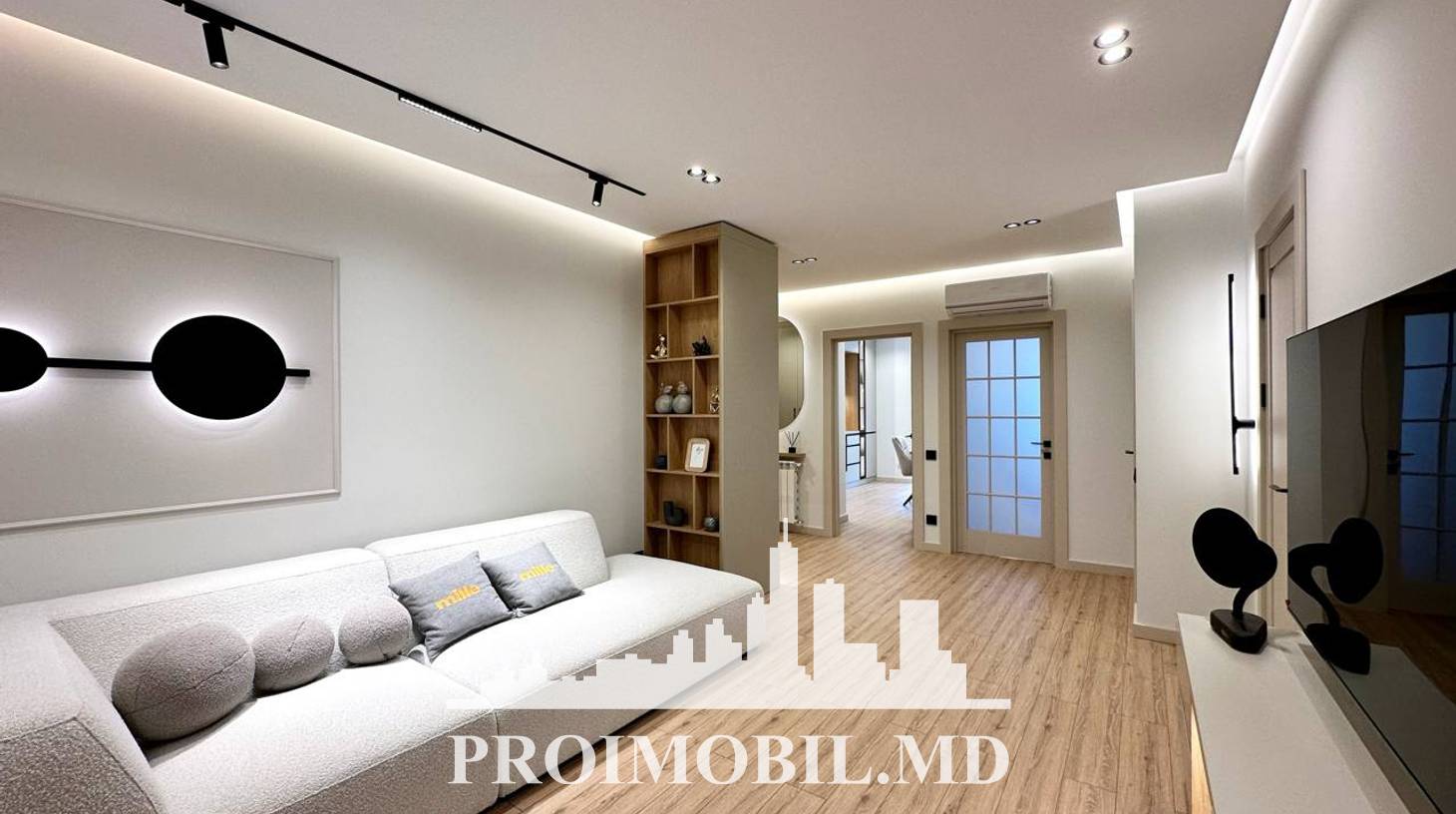 https://images.proimobil.md/jWB8T-buiQs2bDmTn5xjbz9EKbpX-0EnA2j16mvHaMY/watermark:0.75:so:0:30:0.39/resize:fill:1460:816:1/gravity:ce/bG9jYWw6Ly8vZXN0YXRlL2xyLzVmODRmMGViLWNjYWEtNDJmMC1hNDlkLWE4OTYwZGFhNmJmOS5qcGVn