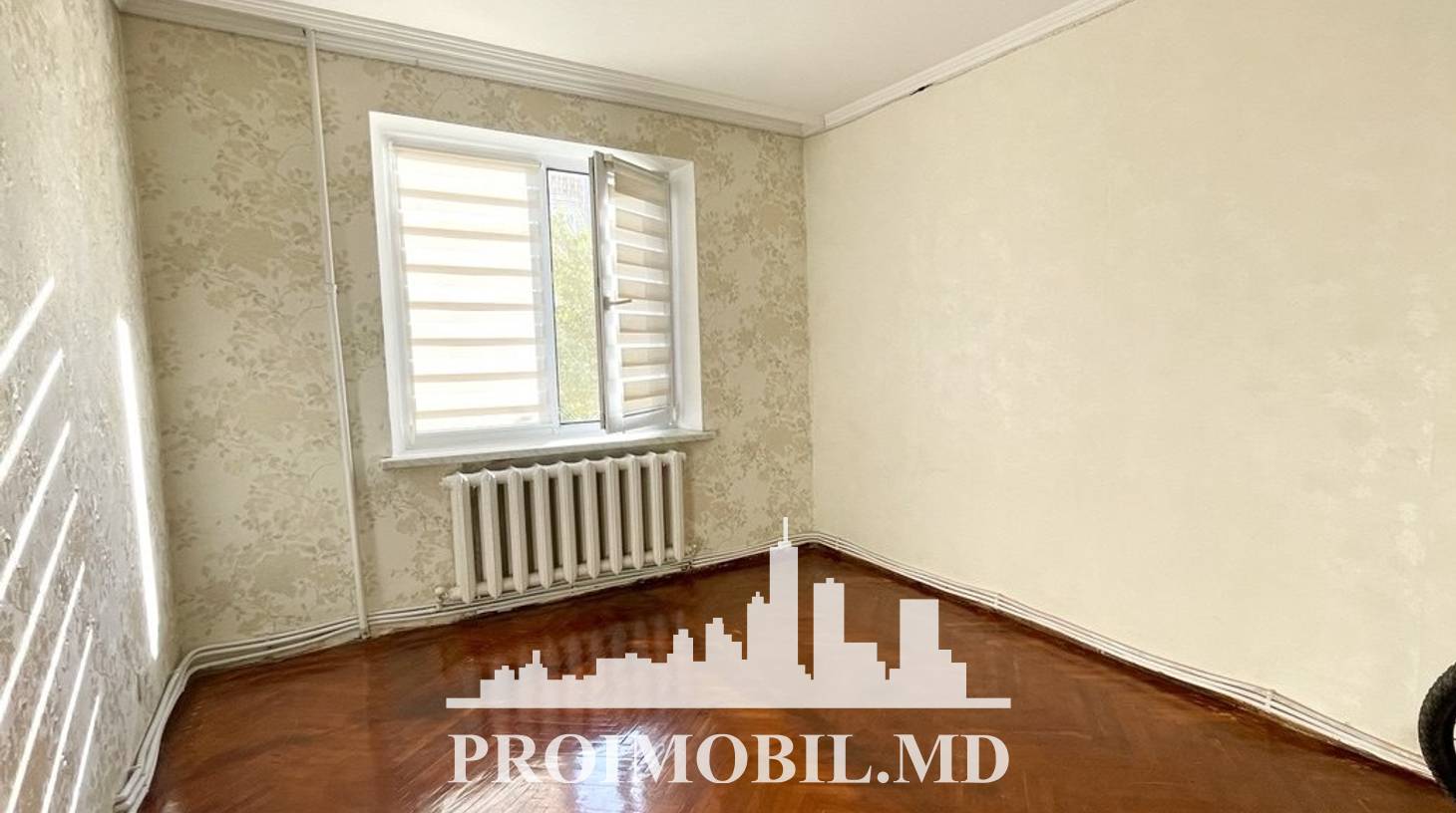 https://images.proimobil.md/jXT8Iw8r1KYIjVpceh_tvp9ZmOud5jIV8qG7DA874p0/watermark:0.75:so:0:30:0.39/resize:fill:1460:816:1/gravity:ce/bG9jYWw6Ly8vZXN0YXRlL2xyLzdkOTczNjU0LTljMmItNDMwMi1iODIyLWUwNThmM2RmNWMzOS5qcGVn