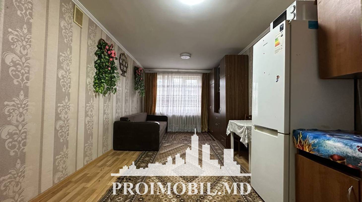 https://images.proimobil.md/jY53cRlazHpgEzvsDC4FTrfjo0qJaUE3UbQAvhd8GZo/watermark:0.75:so:0:30:0.39/resize:fill:1460:816:1/gravity:ce/bG9jYWw6Ly8vZXN0YXRlL2xyLzE5YmQ5YTIwLWVkNzgtNDM3Zi05OTk4LTczYmI1N2UxZWFmZC5qcGVn