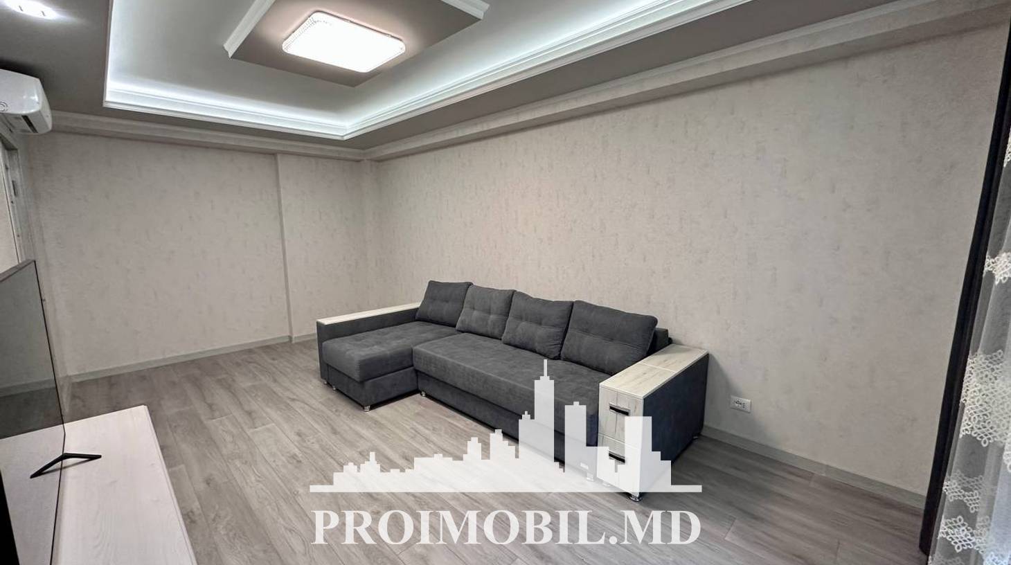 https://images.proimobil.md/jYR0IuWsnnTwREVLi8otCo1PQd00T4fLHweydsWKPK8/watermark:0.75:so:0:30:0.39/resize:fill:1460:816:1/gravity:ce/bG9jYWw6Ly8vZXN0YXRlL2xyLzU4ZGIxNDkwLTAxNjEtNGQ5Zi1hM2ZjLWQzN2FlZjZkNWU4Mi5qcGVn